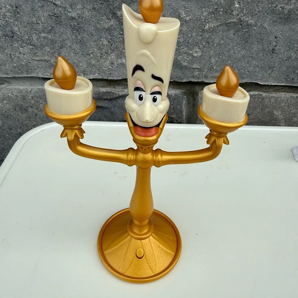 Beauty and the beast candlestick singing - Picture 1 of 3